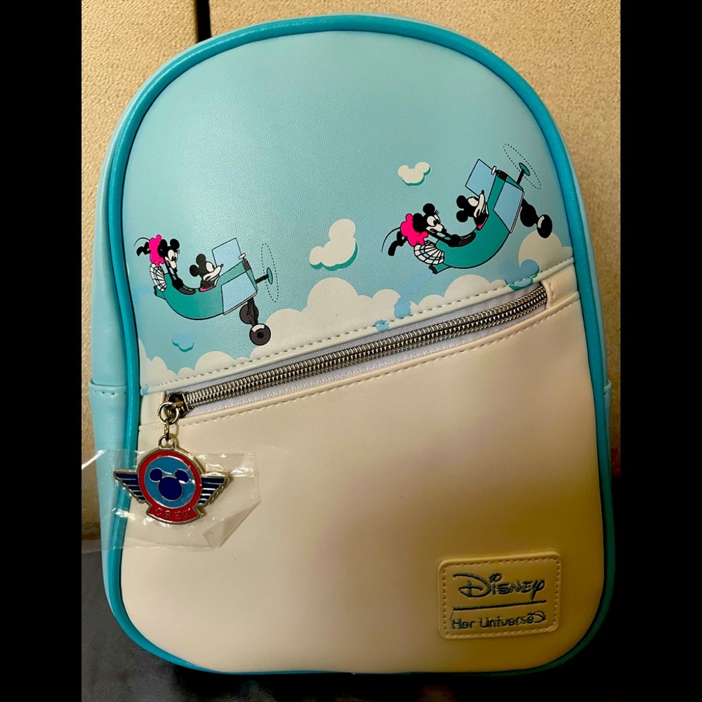 NWT Disney’s Her Universe Mickey & Minnie Backpack